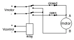 top trace leads to a polarized capacitor