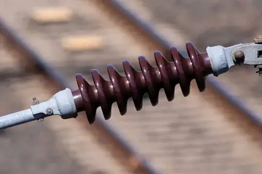 Insulator on Railways (From Wikimedia Commons)