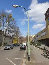 Auslegermast mit Stahlsockel Neue Form mit 6-fl. Gasreihenleuchte BAMAG U13H