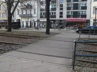 railway=tram_crossingcrossing=uncontrolled