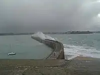 Jetée sans quai