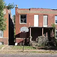 Single basketball hoop without pitchleisure=pitchsport=basketballhoops=1