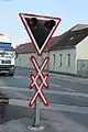 Older variant in Austria: blinking light