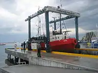 Travel lift